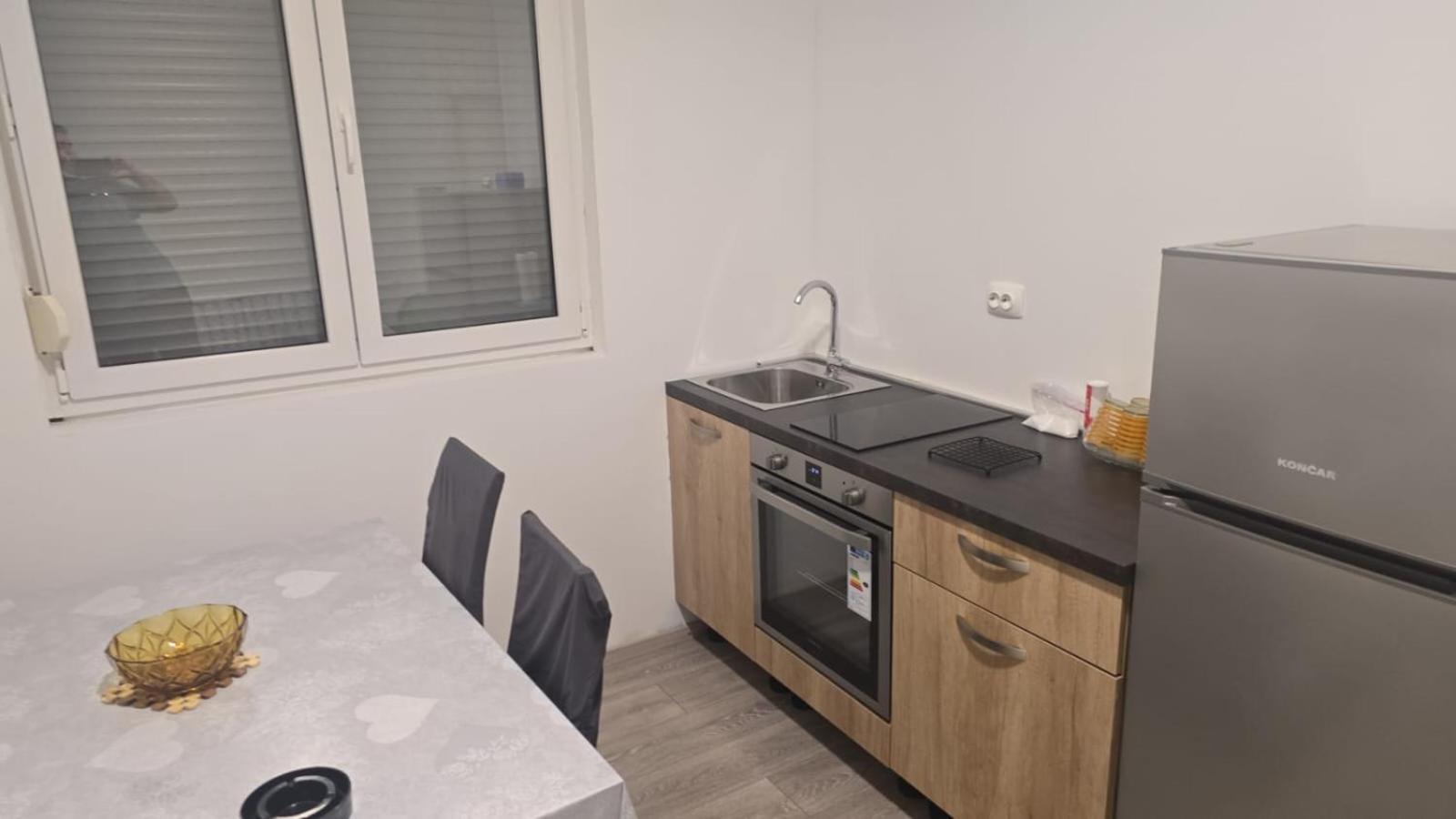 טרוגיר Apartment Anton מראה חיצוני תמונה